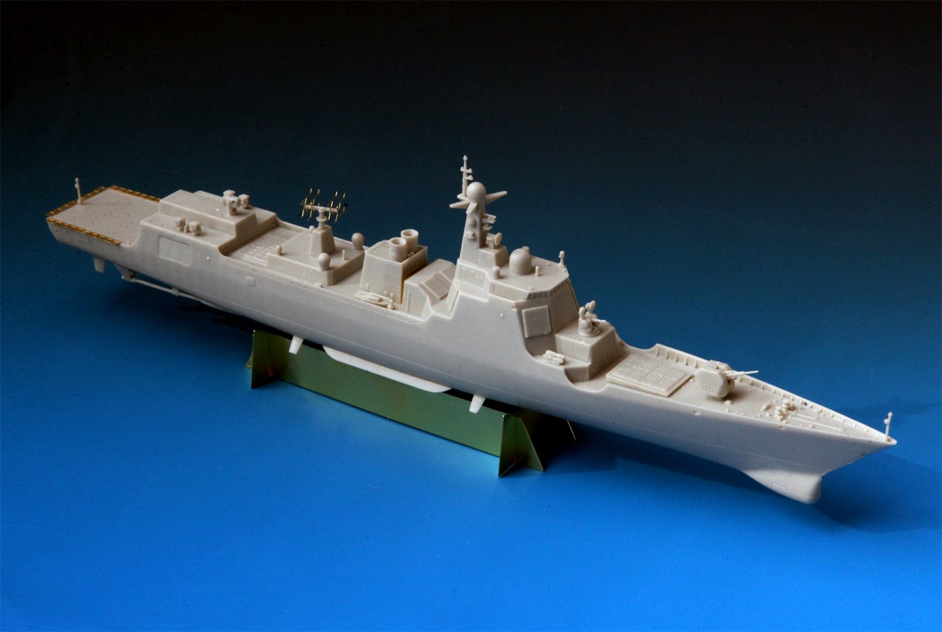 1/700 Chinese PLA Type 052C & 052D Class Destroyer (2 Ship Kit) - Click Image to Close