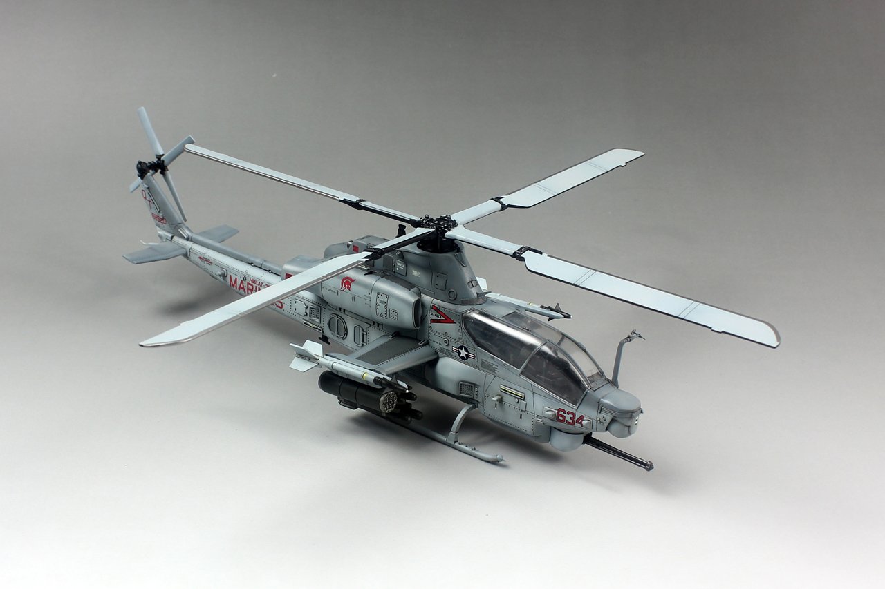 1/72 AH-1Z Viper, USMC Attack Helicopter - Click Image to Close