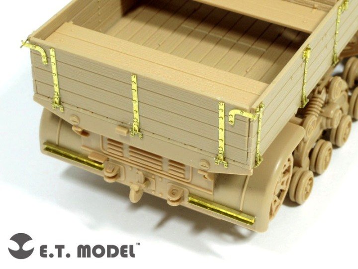 1/35 Soviet Voroshilovets Tractor Detail Up for Trumpeter 01573 - Click Image to Close