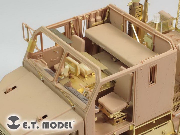 1/35 M1070 Truck Tractor Interior Detail Up Set for Hobby Boss - Click Image to Close