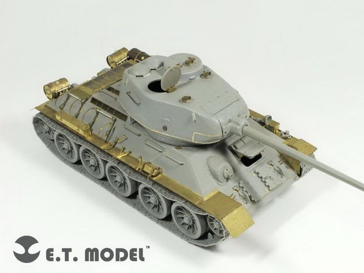 1/35 WWII Soviet T-34/85 Detail Up Set for Dragon - Click Image to Close