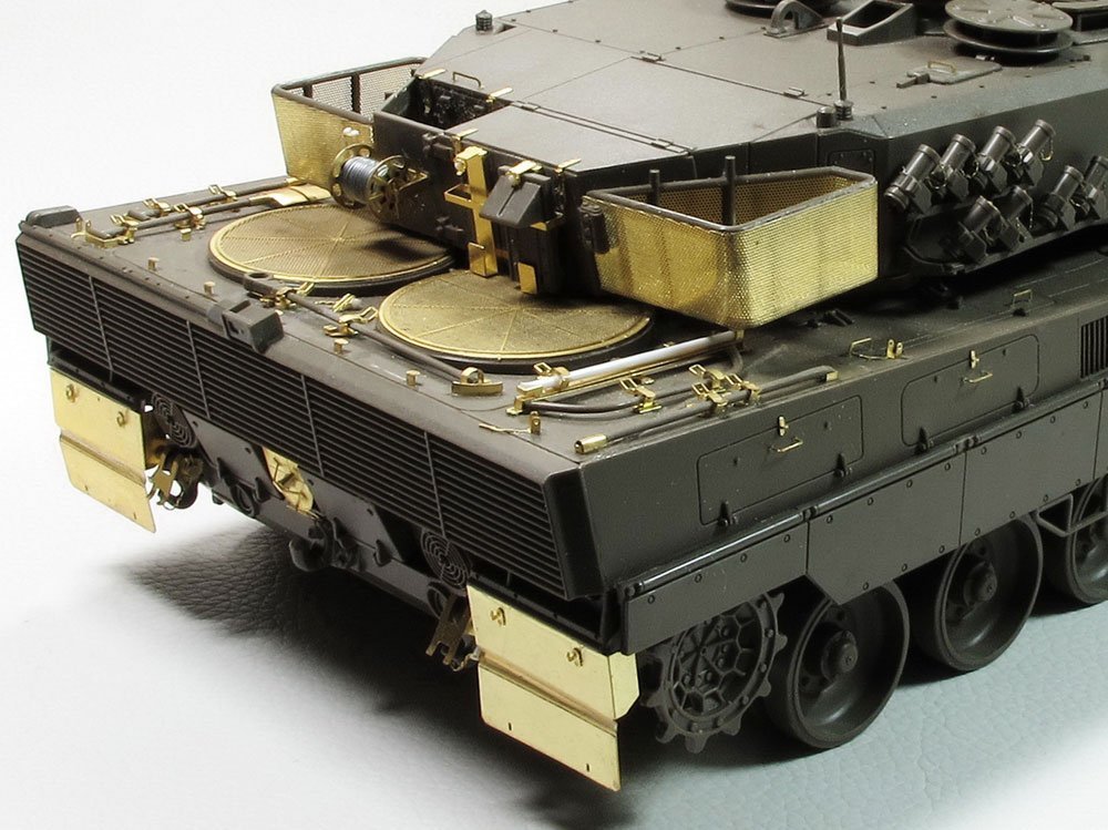 1/35 German Leopard 2 A5/6 Engine/Turret Rack Grills for Tamiya - Click Image to Close