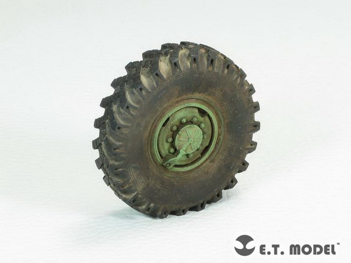 1/35 Russian BM-21 Grad Weighted Wheels (7 pcs) - Click Image to Close
