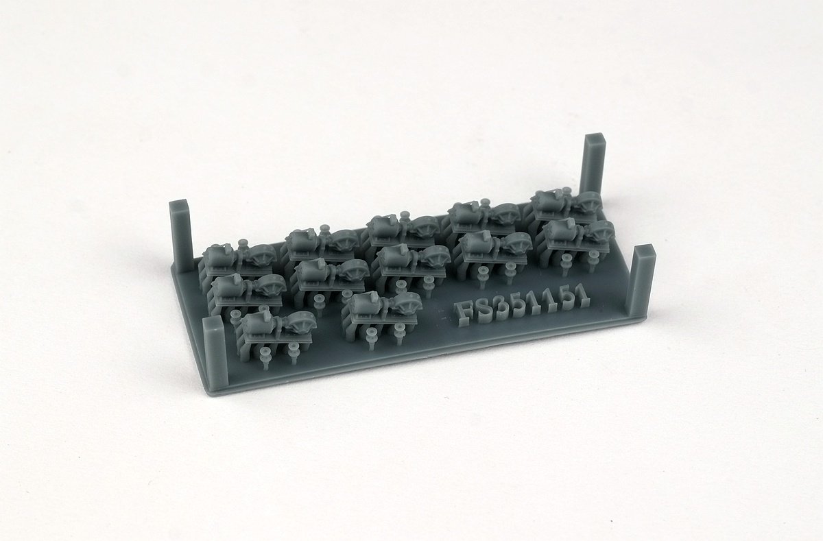 1/350 WWII IJN Winch for Material Handling (12 Set) - Click Image to Close