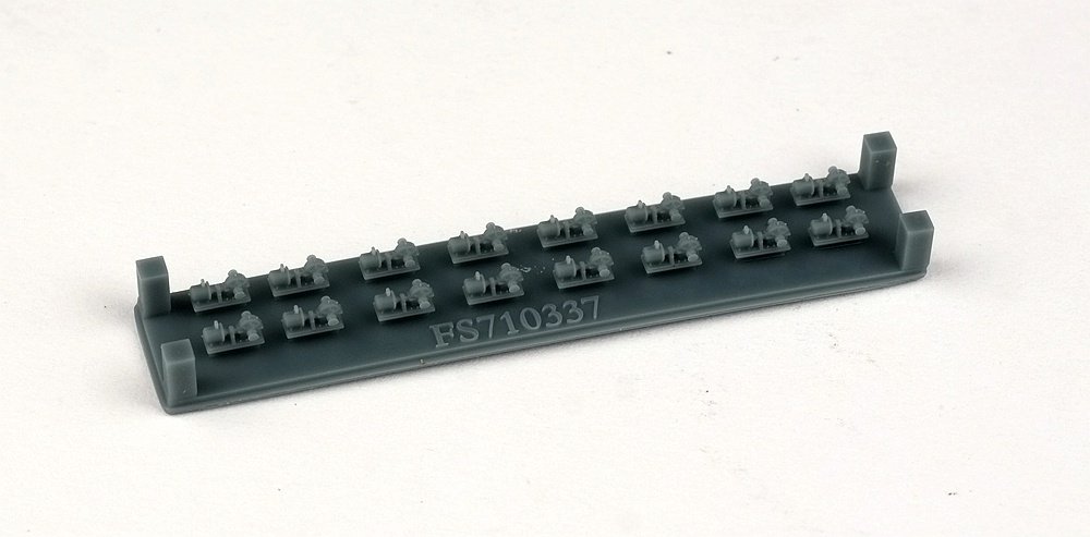 1/700 WWII IJN Winch for Material Handling (20 Set) - Click Image to Close