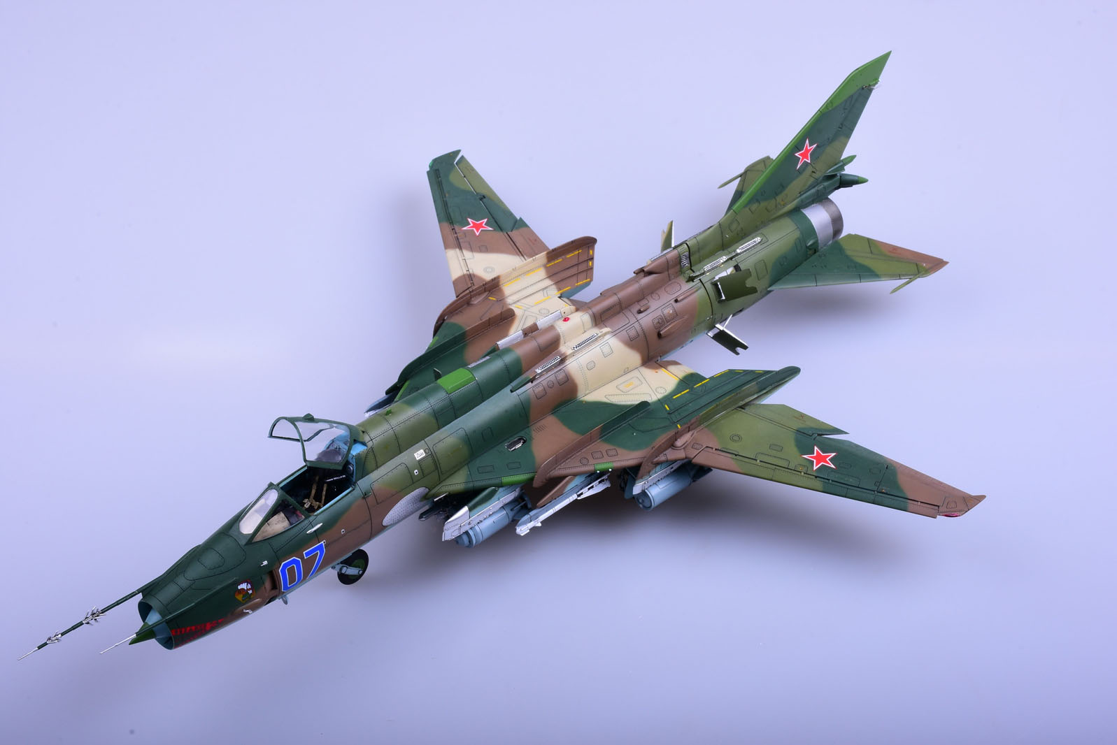 1/48 Su-17 M3/M4 Fitter-D - Click Image to Close