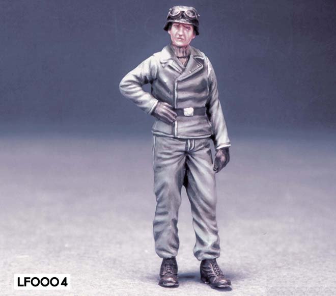 1/35 WWII German Waffen SS Tank Crew #1 - Click Image to Close