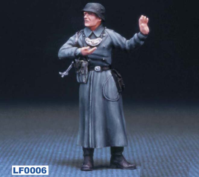 1/35 WWII German MP - Click Image to Close