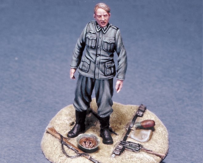 1/35 WWII German POW - Click Image to Close