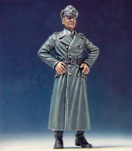 1/35 German Officer Over Coat - Click Image to Close