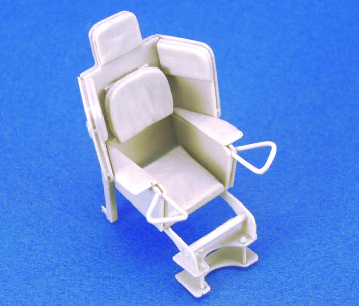 1/35 Magach 6B Instructor Chair/KMT Adapter Set - Click Image to Close