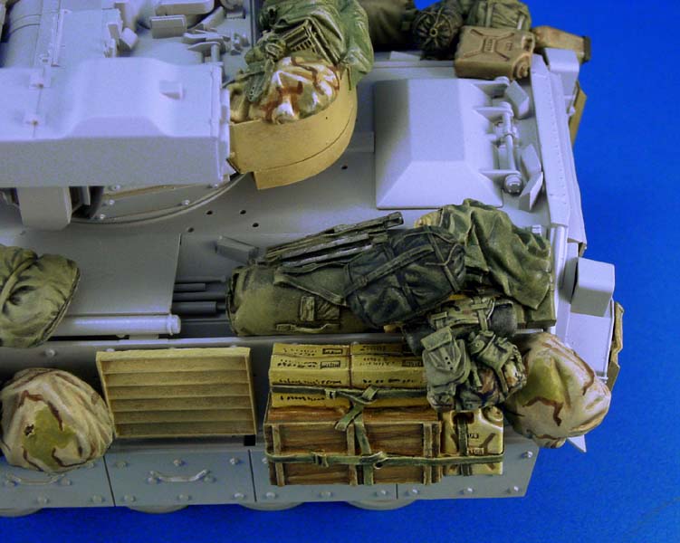 1/35 M2/M3 Bradley Stowage Set - Click Image to Close