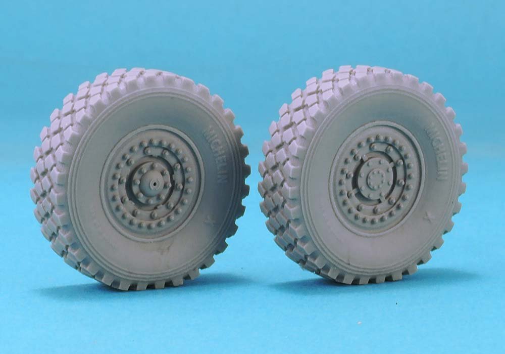 1/35 Weighted 4x4 MRAP Wheel Set - Click Image to Close