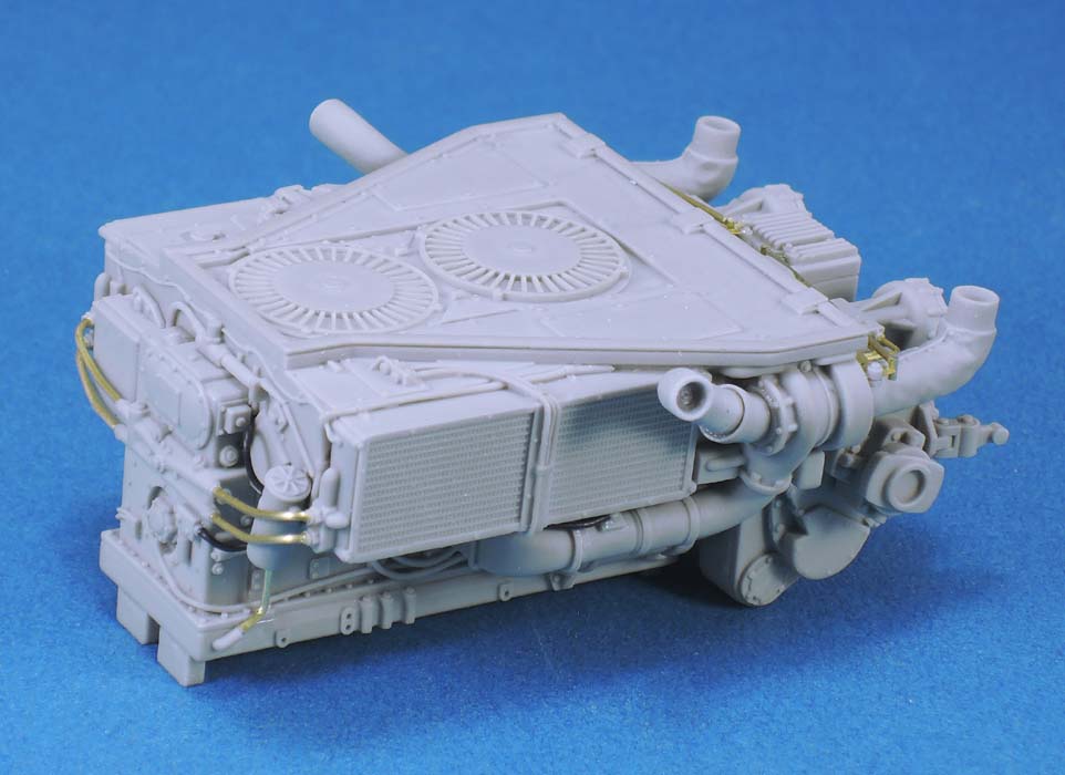 1/35 AVDS-1790 Engine & Compartment Set for AFV Club M60 Series - Click Image to Close