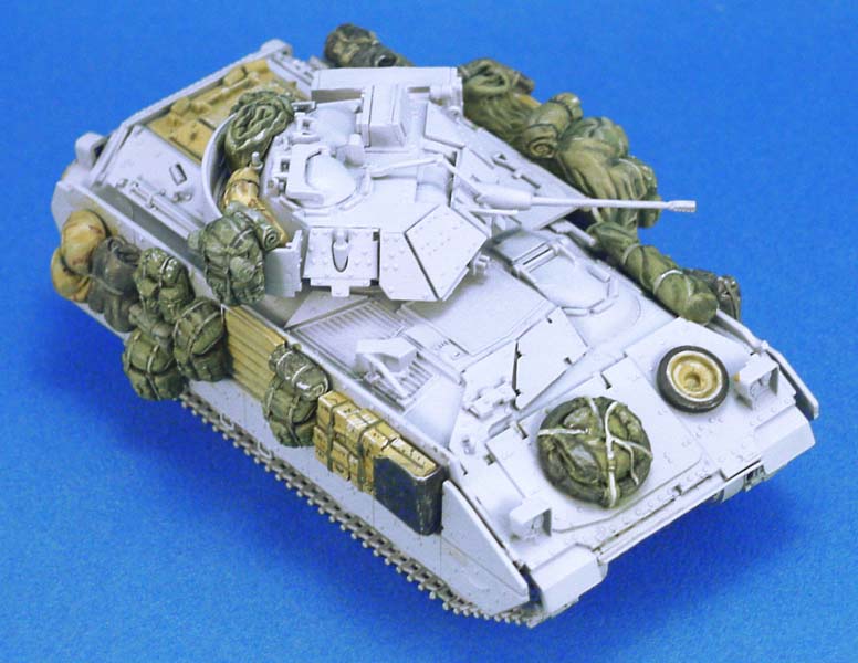 1/72 M2A2 Bradley OIF Stowage Set - Click Image to Close