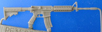 1/35 US Army M4 Carbine with Rail Interface System #2 - Click Image to Close