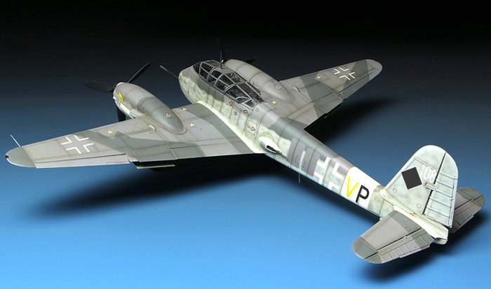 1/48 Messerschmitt Me410B-2/U4 Heavy Fighter - Click Image to Close