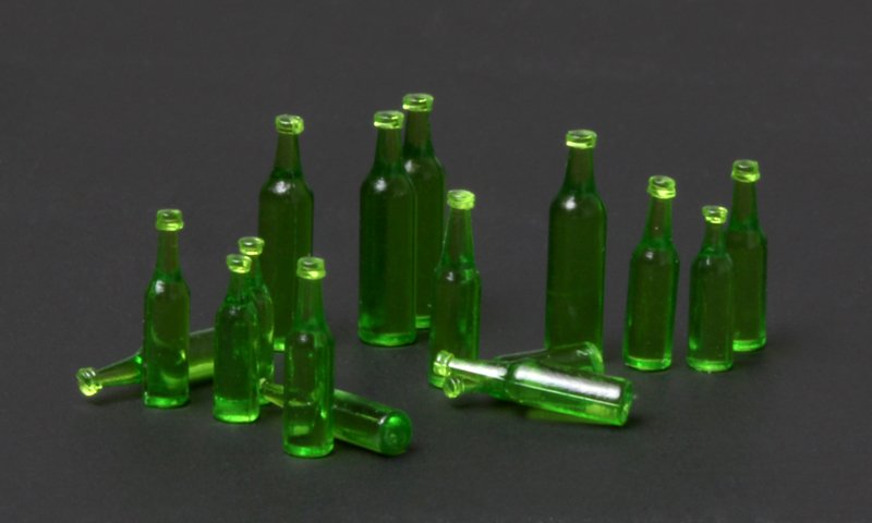 1/35 Beer Bottles for Vehicle/Diorama - Click Image to Close
