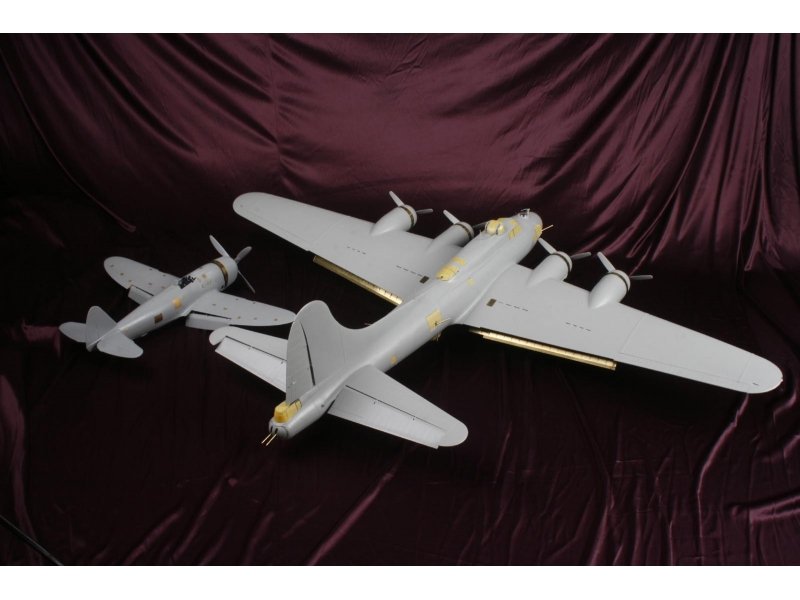 1/32 B-17G Flying Fortress Detail Up Parts for HK Model - Click Image to Close