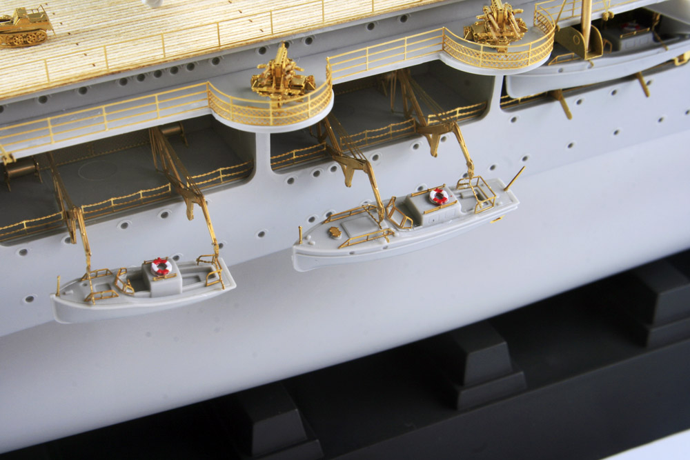 1/350 German Graf Zeppelin DX Pack for Trumpeter - Click Image to Close