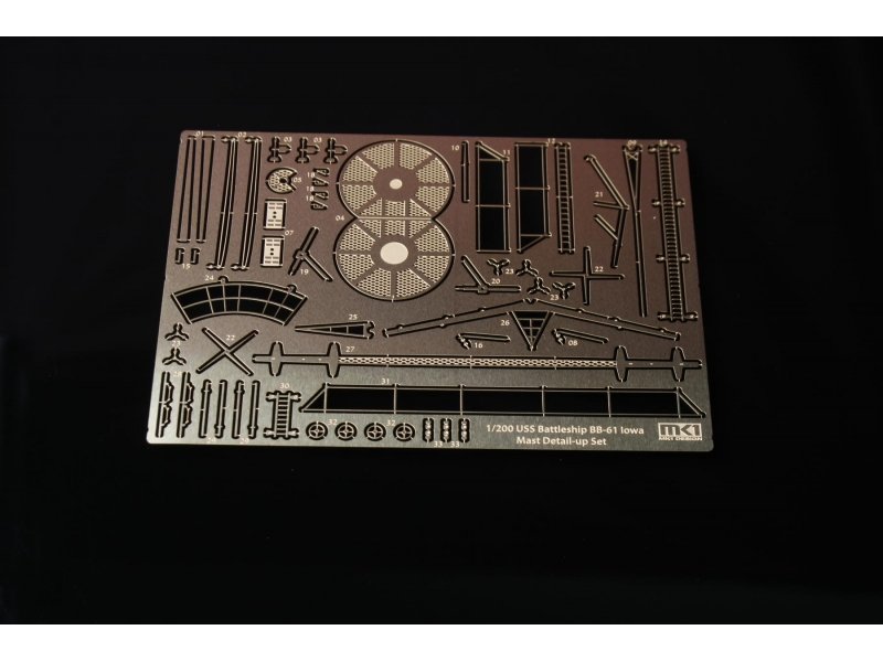 1/200 USS Iowa Mast Detail Up Etched Parts for Trumpeter - Click Image to Close