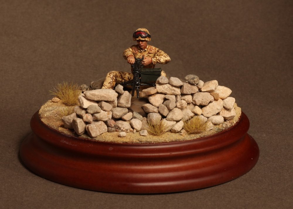 1/35 Modern British Machine Gunner and Cal.50 MG, Without Base - Click Image to Close