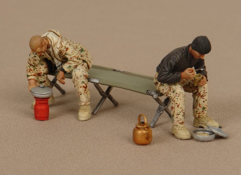 1/35 Modern German Soldier of the Bundeswehr in Camp (Part.1) - Click Image to Close