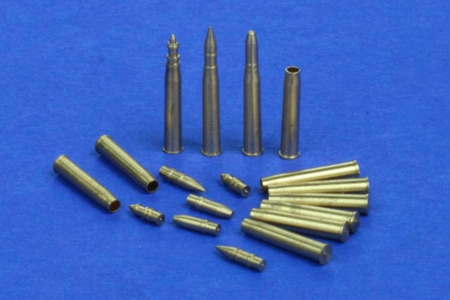1/48 57mm OQF 6 Pdr L/50 & L/36.5 Ammo - Click Image to Close