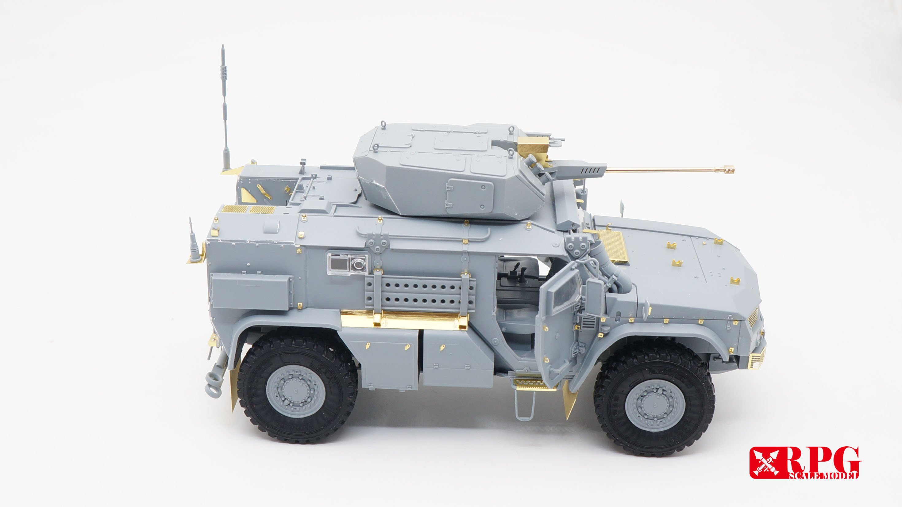 1/35 KamAZ K-4386 Typhoon-VDV with 30mm 2A42 Cannon System - Click Image to Close