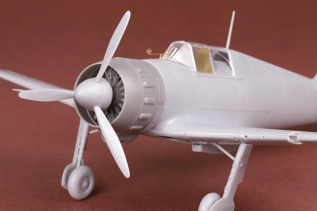 1/48 Bloch MB.151/152 Engine with Cowling Set for Dora Wings - Click Image to Close