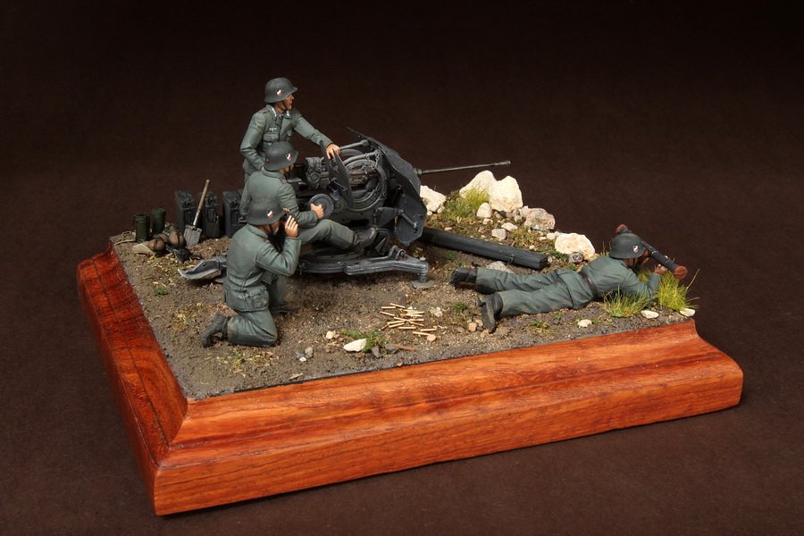 1/35 WWII German Crew for 2cm Flak 38 - Click Image to Close
