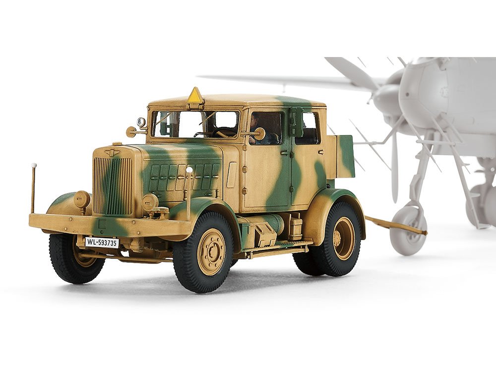1/48 German Heavy Tractor SS-100 - Click Image to Close