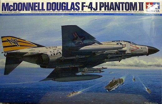 1/32 McDonnell Douglas F-4J Phantom II - Click Image to Close