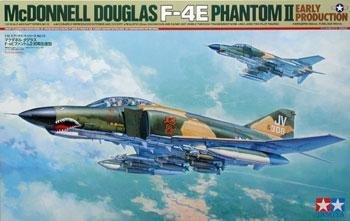 1/32 McDonnell Douglas F-4E Phantom II Early Production - Click Image to Close