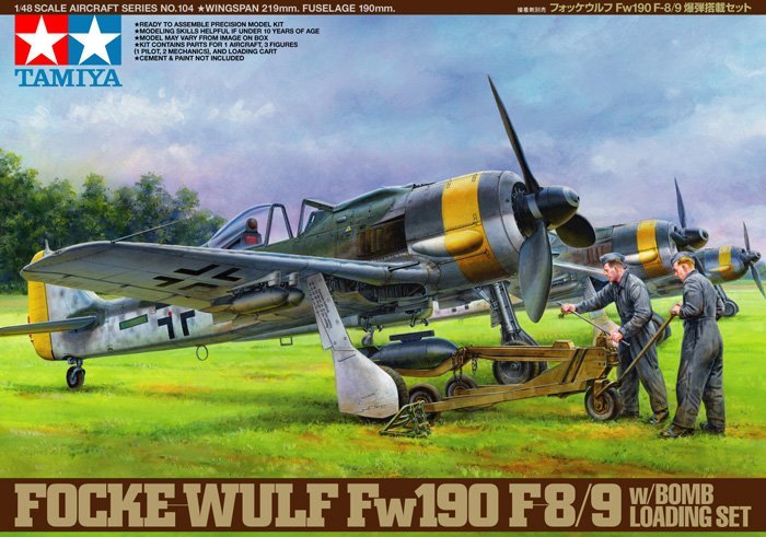 1/48 Focke-Wulf Fw190F-8/9 w/ Bomb Loading Set - Click Image to Close