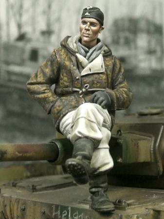 1/35 WWII German SS Panzer Crew - Click Image to Close