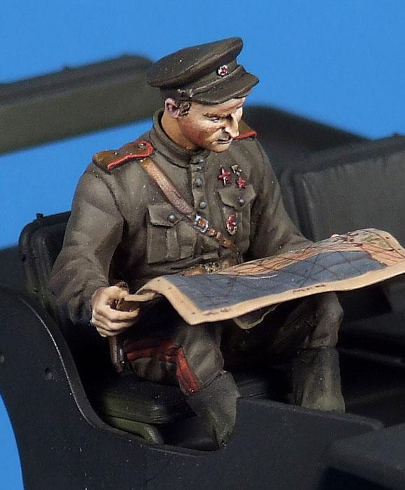 1/35 WWII Soviet General - Click Image to Close