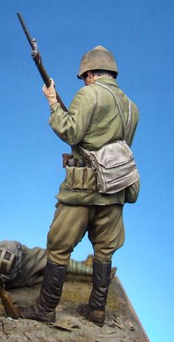 1/35 WWII Soviet Rifleman - Click Image to Close