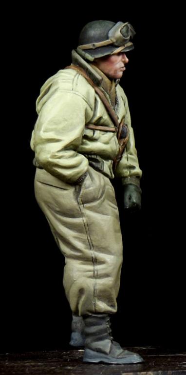 1/35 WWII US M8/M20 Crewman #1 - Click Image to Close