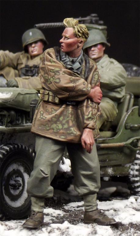1/35 WWII German Wounded Soldier - Click Image to Close