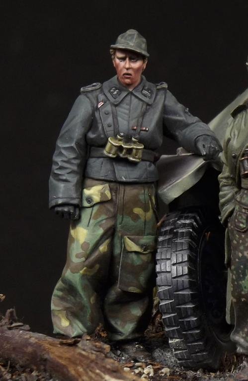 1/35 WWII German SS Panzer Recon Officer #1 - Click Image to Close