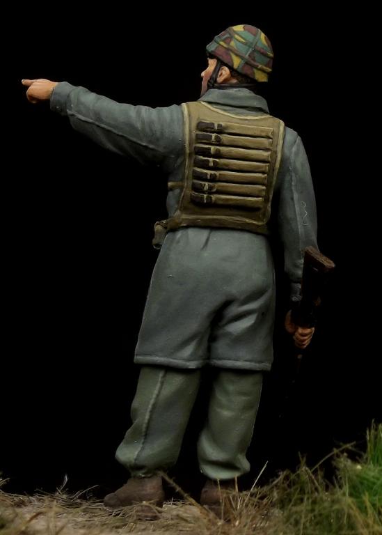 1/35 WWII Italian Paratrooper, Nembo Division - Click Image to Close