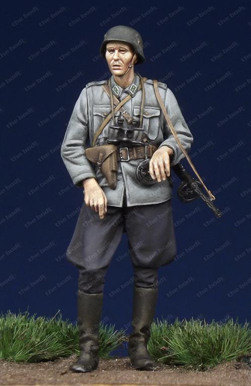 1/35 WWII Finnish Officer - Click Image to Close