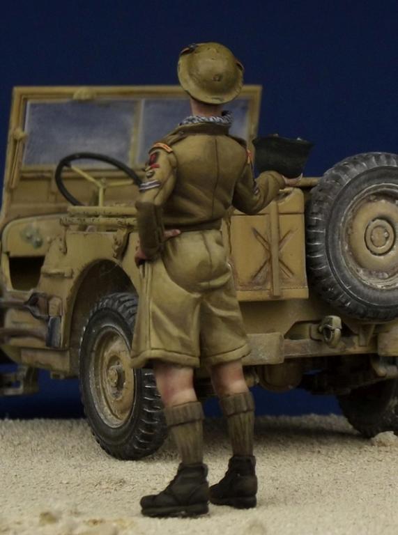 1/35 WWII British Soldier "Desert Rat" - Click Image to Close