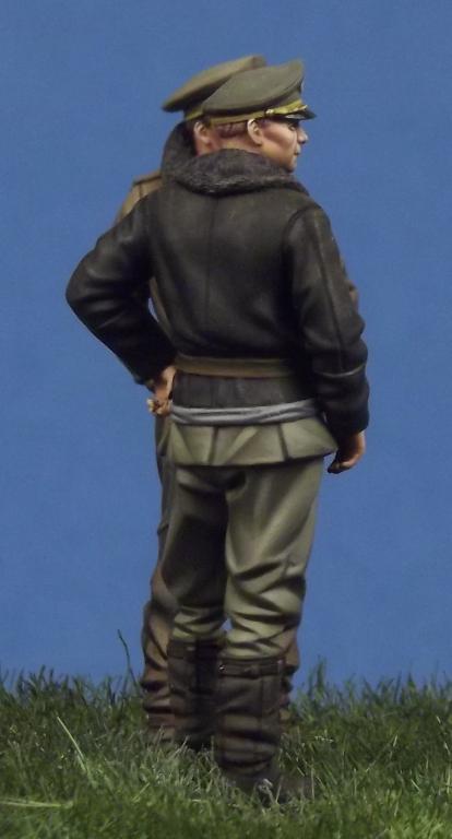 1/35 WWII Royal Hungarian Air Force Pilots - Click Image to Close