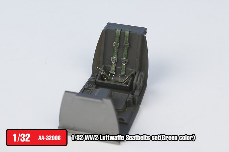 1/32 WWII Luftwaffe Seatbelts Set (Green Color) - Click Image to Close