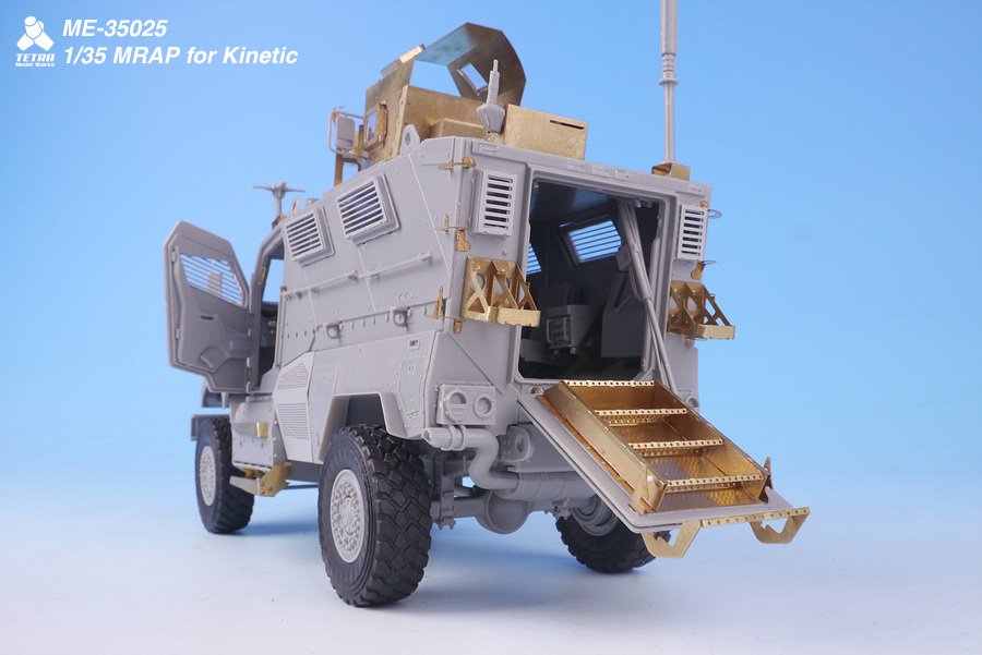 1/35 Maxxpro 4x4 MRAP Detail Up Set for Kinetic - Click Image to Close