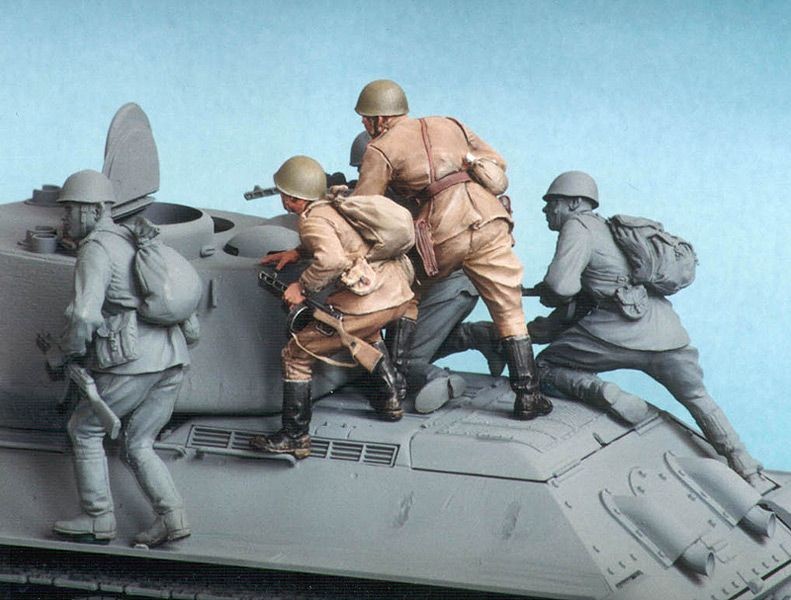 1/35 Soviet Motor Rifle Troops #2, Summer 1943-45 - Click Image to Close