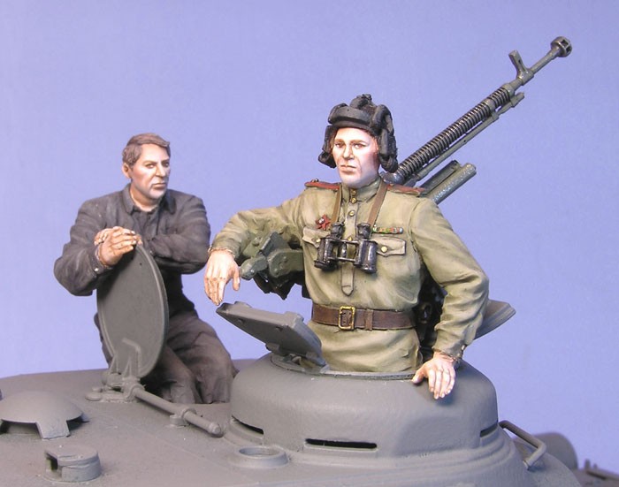 1/35 Soviet Tank Crew with DShK (Multipose), Summer 1944-45 - Click Image to Close