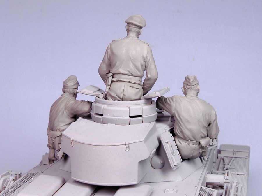 1/35 German Tank Crew for Panzer, Summer 1939-45 - Click Image to Close